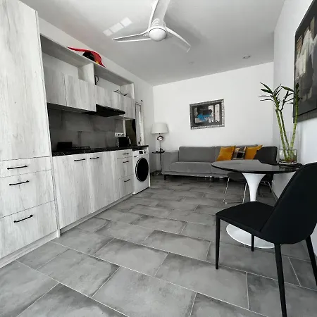 Apartment Near The Port, Of Arts And 10min To The