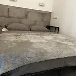 10Min To The Beach And 10Min To The City Centre Valenza