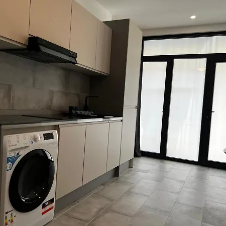 10Min To The Beach And 10Min To The City Centre Valenza